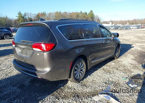 2017 Chrysler Pacifica Touring-L из США, поврежденный, VIN 2C4RC1BG5HR543005